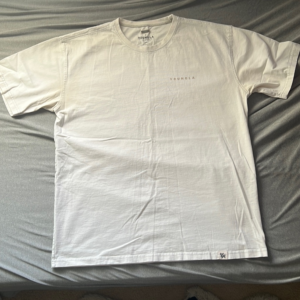 Young La Size Large White Shirt.